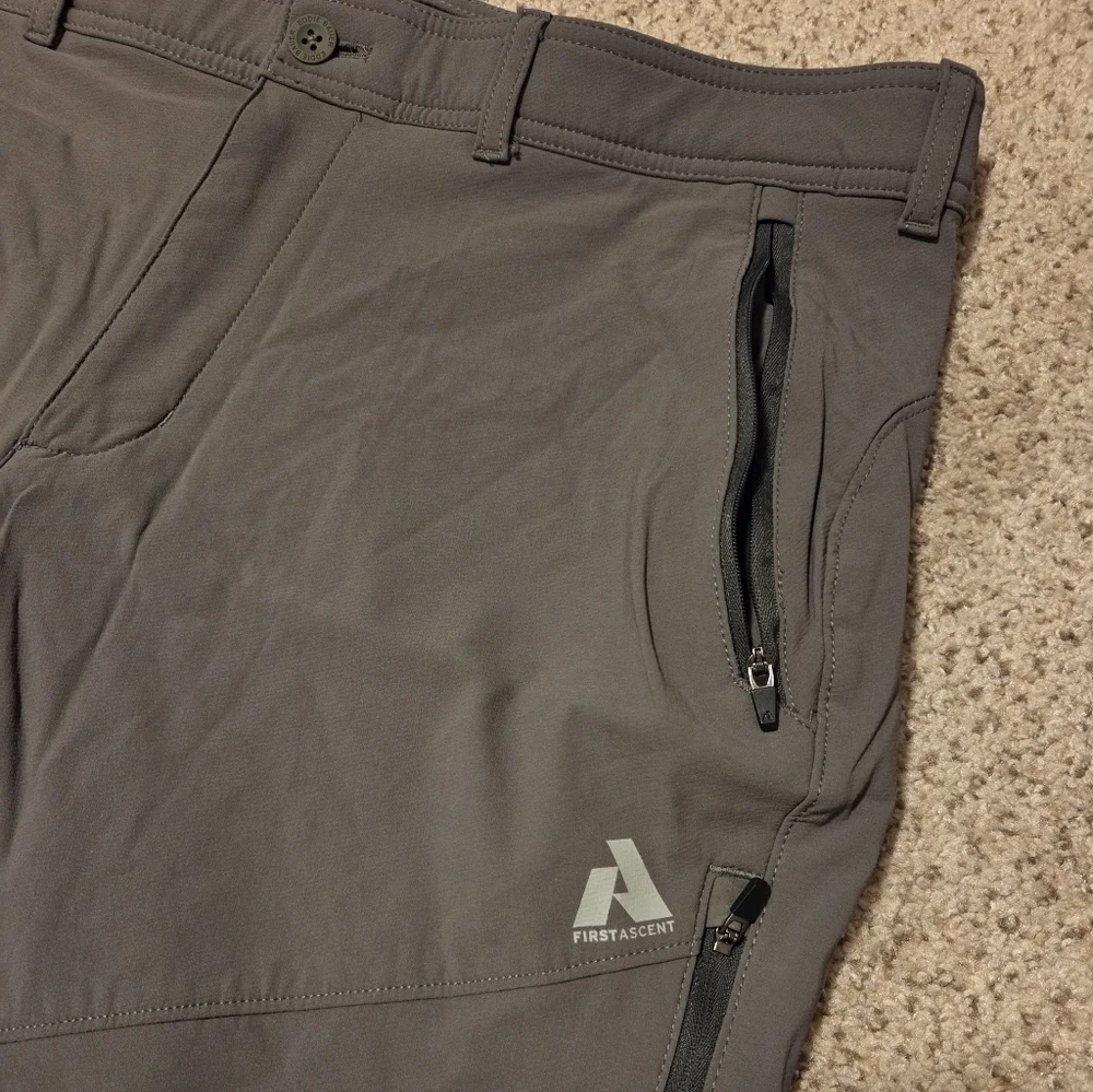 Eddie Bauer First Ascent‎ Tech Cargo Convertible Hiking Pants Gray Men's 38x30